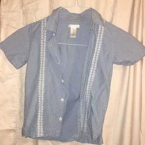 Button down shirt sleeve dress shirt